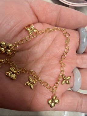 750/18K Gold Floral Charm Bracelet  7 Motifs  - Women Jewelry